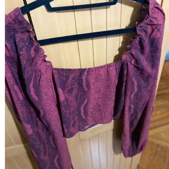 Ruffle Rouched 
Blouse  large/Shein - Picture 4 of 15